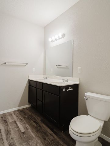 6903 SW Whitmarsh Road, Bentonville, AR 72713