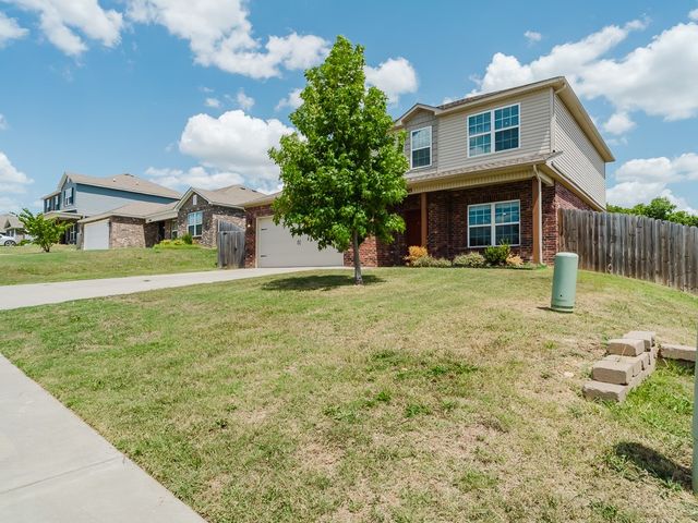 6903 SW Whitmarsh Road, Bentonville, AR 72713