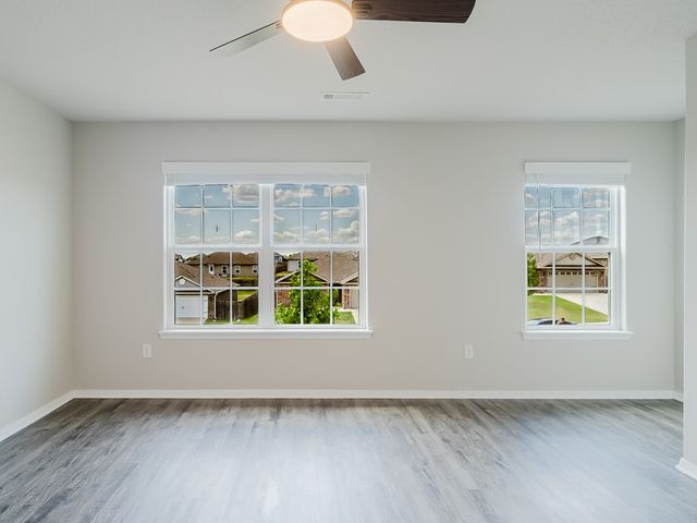 6903 SW Whitmarsh Road, Bentonville, AR 72713