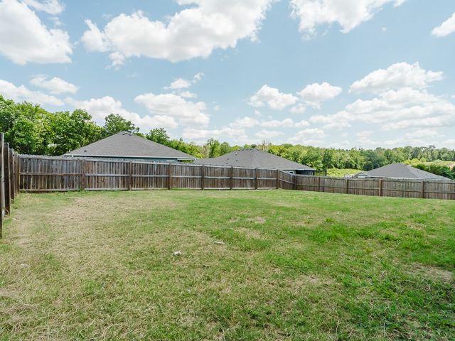 6903 SW Whitmarsh Road, Bentonville, AR 72713