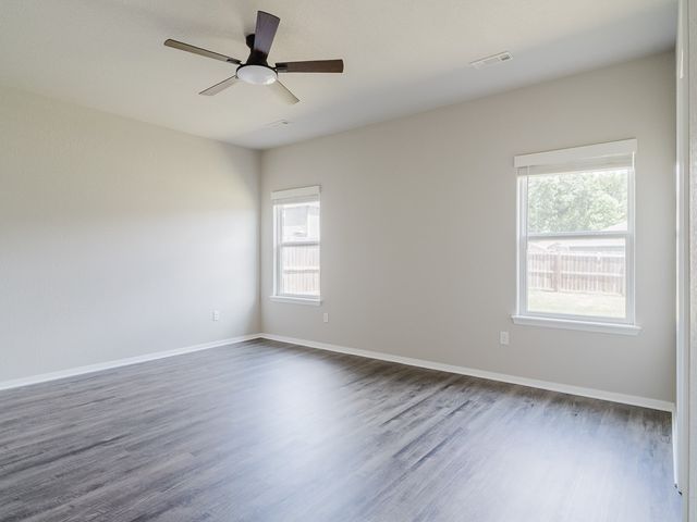 6903 SW Whitmarsh Road, Bentonville, AR 72713