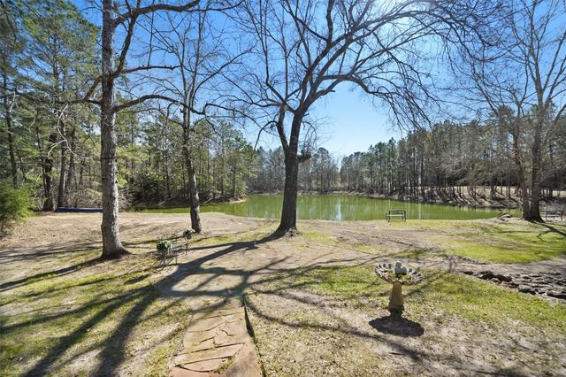 6185 Forest Drive, Cleveland, TX 77328