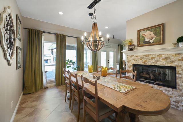 6185 Forest Drive, Cleveland, TX 77328