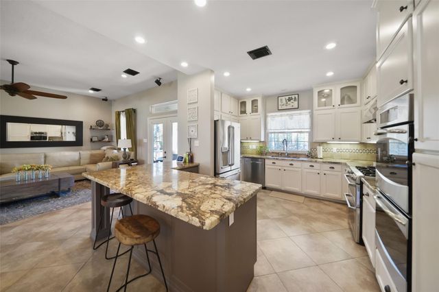 6185 Forest Drive, Cleveland, TX 77328