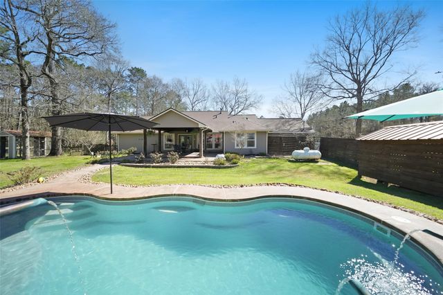 6185 Forest Drive, Cleveland, TX 77328