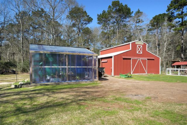 6185 Forest Drive, Cleveland, TX 77328