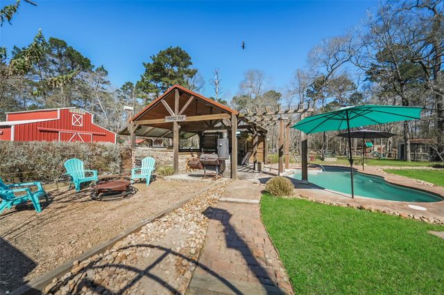 6185 Forest Drive, Cleveland, TX 77328