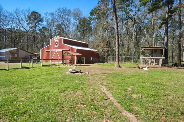 6185 Forest Drive, Cleveland, TX 77328