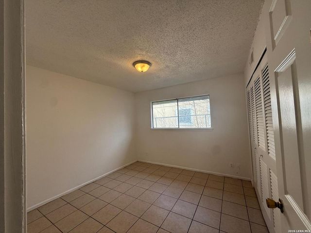 5739 Stiffkey Dr., San Antonio, TX 78228