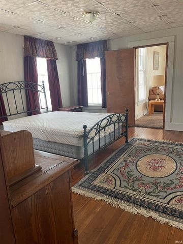 620 N Fourth Avenue, Evansville, IN 47710