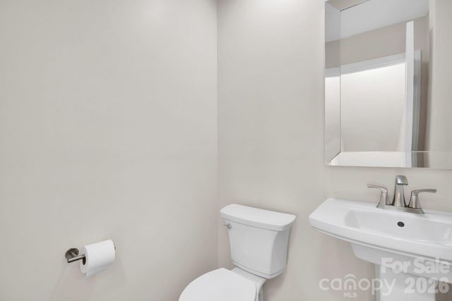 8308 Knights Bridge Road, Charlotte, NC 28210