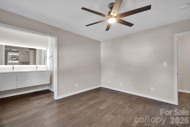 8308 Knights Bridge Road, Charlotte, NC 28210