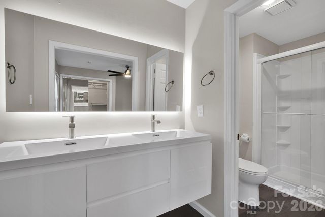 8308 Knights Bridge Road, Charlotte, NC 28210