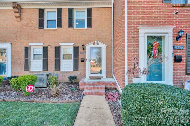 8308 Knights Bridge Road, Charlotte, NC 28210