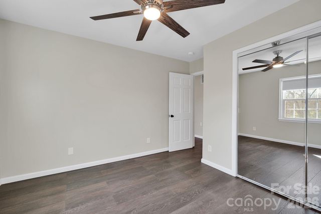 8308 Knights Bridge Road, Charlotte, NC 28210