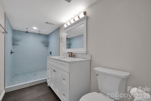 8308 Knights Bridge Road, Charlotte, NC 28210