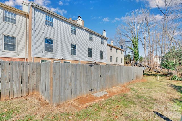 8308 Knights Bridge Road, Charlotte, NC 28210