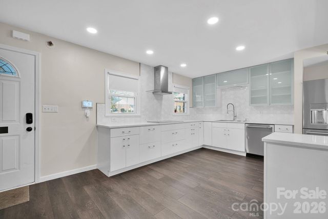 8308 Knights Bridge Road, Charlotte, NC 28210