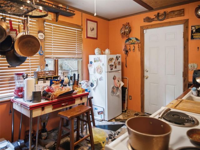 5229 SE 1ST STREET, Trenton, FL 32693