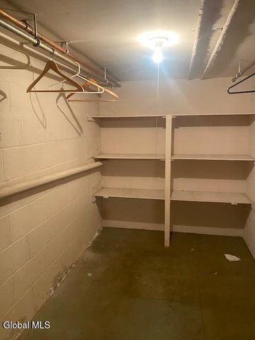 15 Braintree Street, Colonie, NY 12205