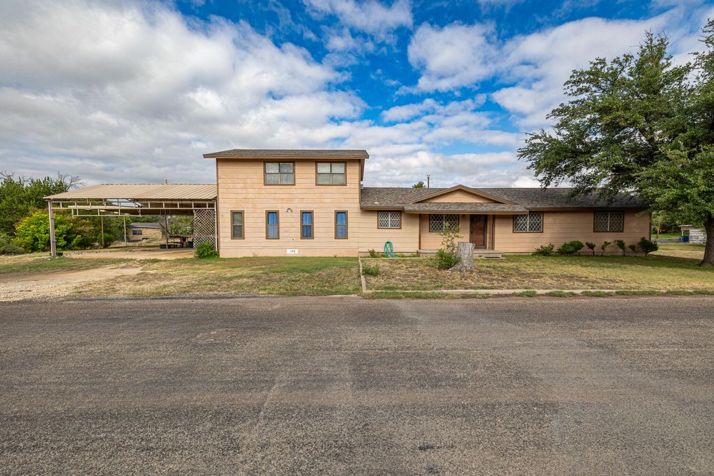 Image 1 of property listing at 103 Live Oak Drive, Ozona, TX 76943