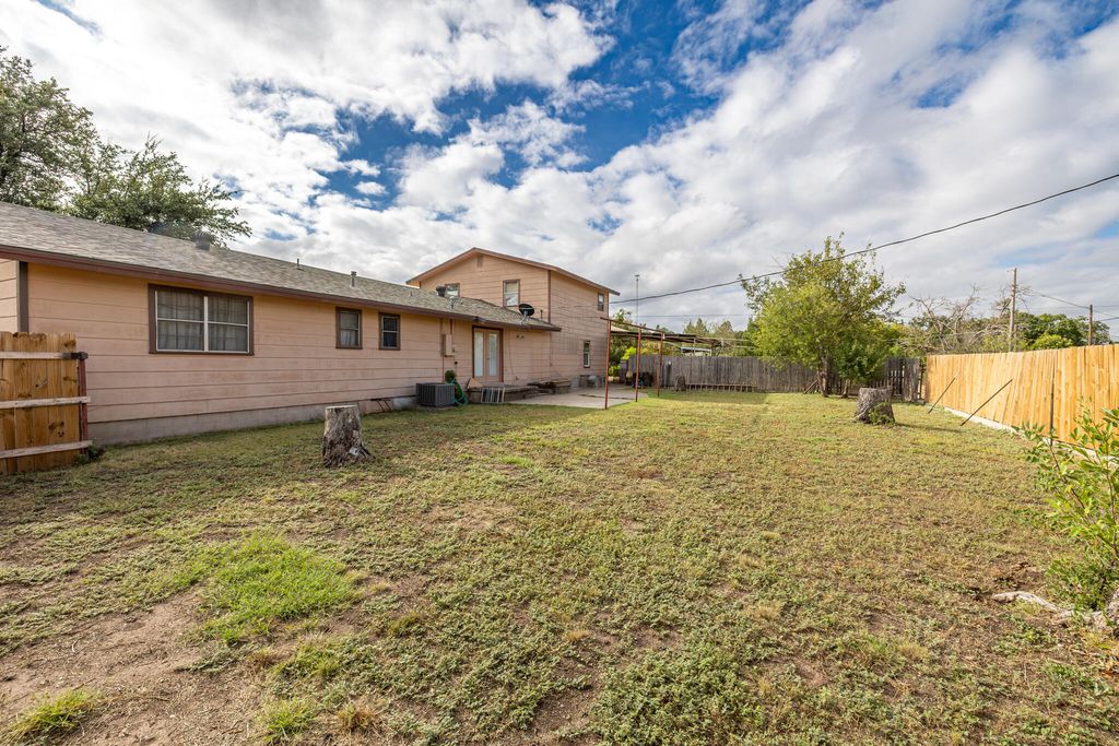 Image 15 of property listing at 103 Live Oak Drive, Ozona, TX 76943