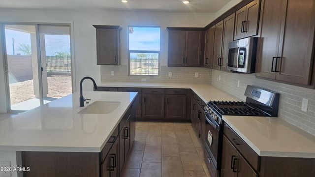 15535 W HACKAMORE Drive, Surprise, AZ 85387