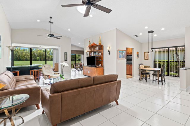 11194 Highland Circle, Boca Raton, FL 33428