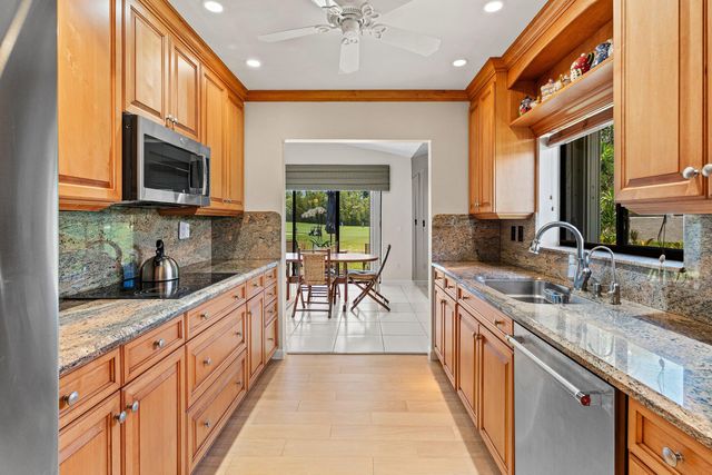 11194 Highland Circle, Boca Raton, FL 33428
