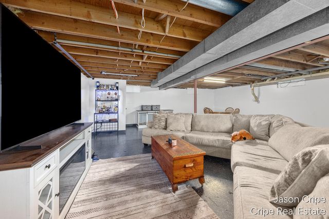 255 15 Mile Road, Sparta, MI 49345