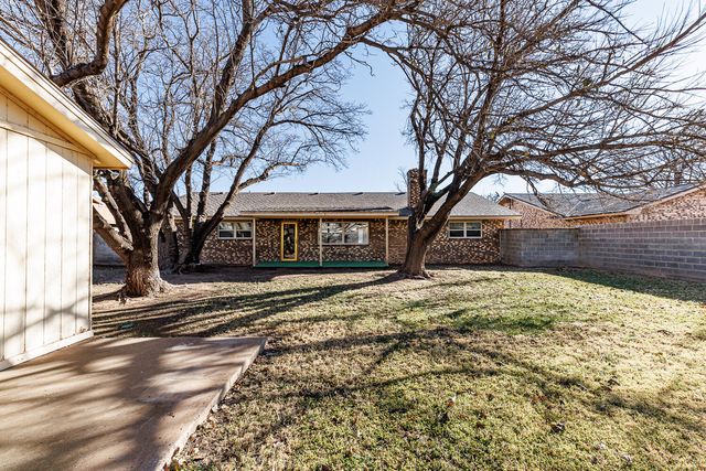 2018 Rice Drive, Levelland, TX 79336