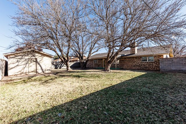 2018 Rice Drive, Levelland, TX 79336