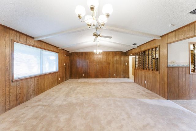 2018 Rice Drive, Levelland, TX 79336