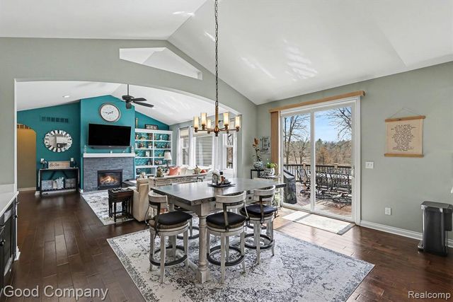 900 Watersmeet Drive, Oxford, MI 48371