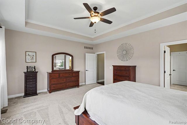 900 Watersmeet Drive, Oxford, MI 48371