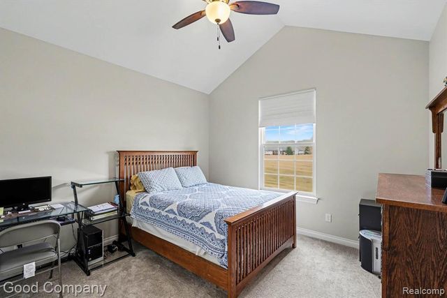 900 Watersmeet Drive, Oxford, MI 48371