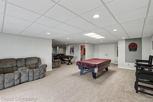 900 Watersmeet Drive, Oxford, MI 48371