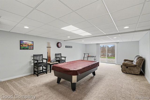900 Watersmeet Drive, Oxford, MI 48371