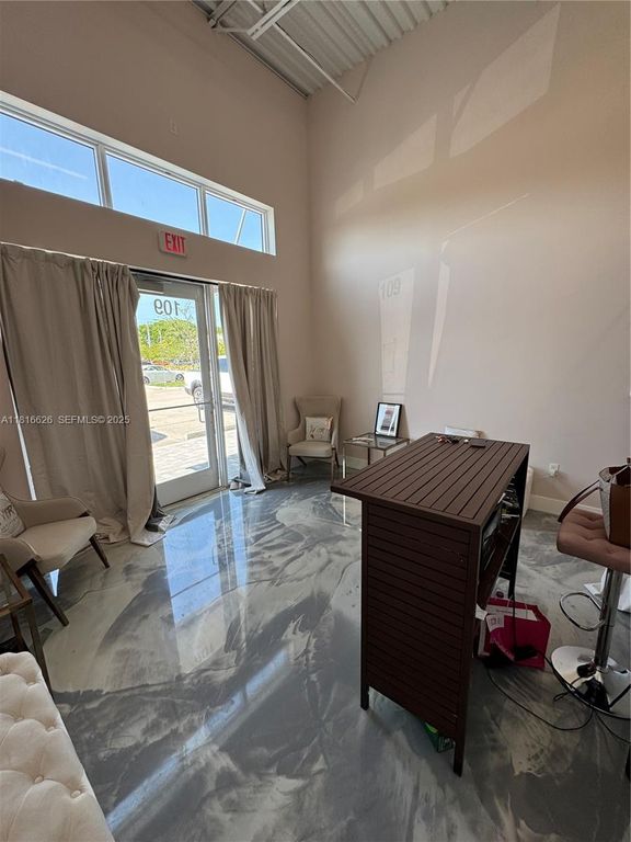 9620 Stirling Road 109, Cooper City, FL 33024