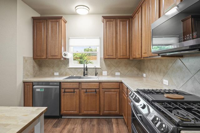 1121 Boxwood LOOP, Georgetown, TX 78628
