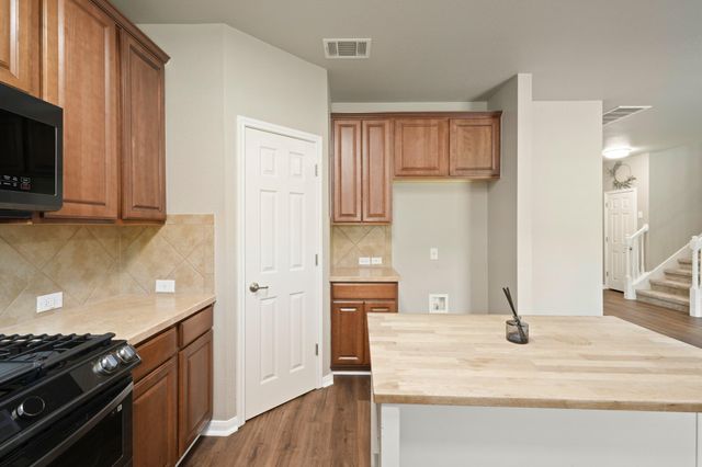1121 Boxwood LOOP, Georgetown, TX 78628