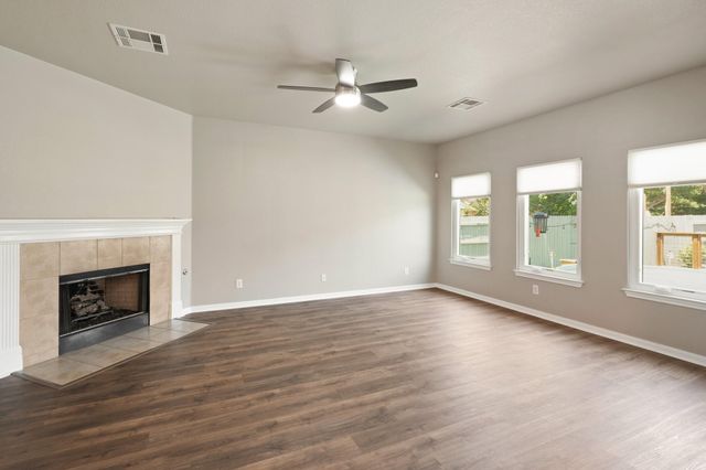 1121 Boxwood LOOP, Georgetown, TX 78628