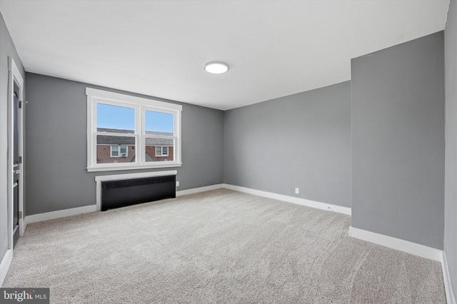 6866 CLOVER LN, Upper Darby, PA 19082