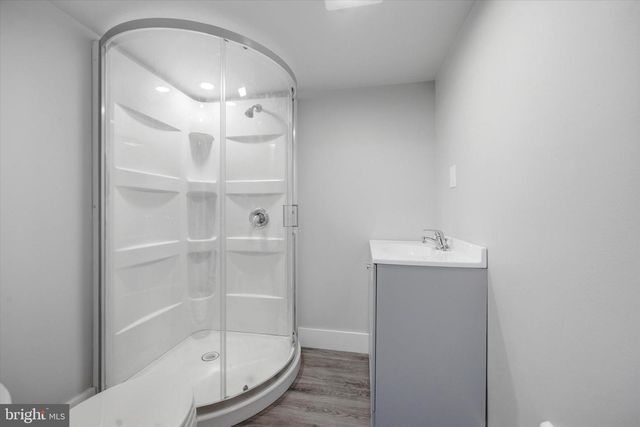 6866 CLOVER LN, Upper Darby, PA 19082