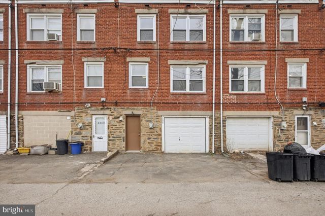 6866 CLOVER LN, Upper Darby, PA 19082