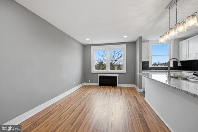 6866 CLOVER LN, Upper Darby, PA 19082