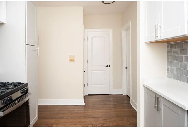 3815 N Greenview Avenue 1W, Chicago, IL 60613