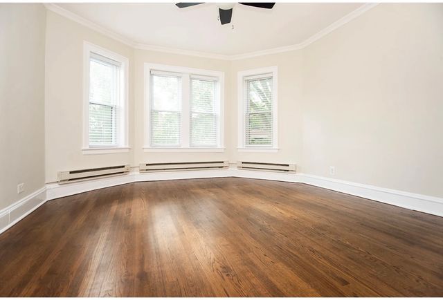 3815 N Greenview Avenue 1W, Chicago, IL 60613