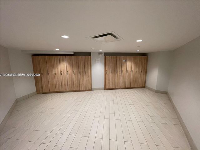 600 Three Islands Blvd 1520, Hallandale Beach, FL 33009