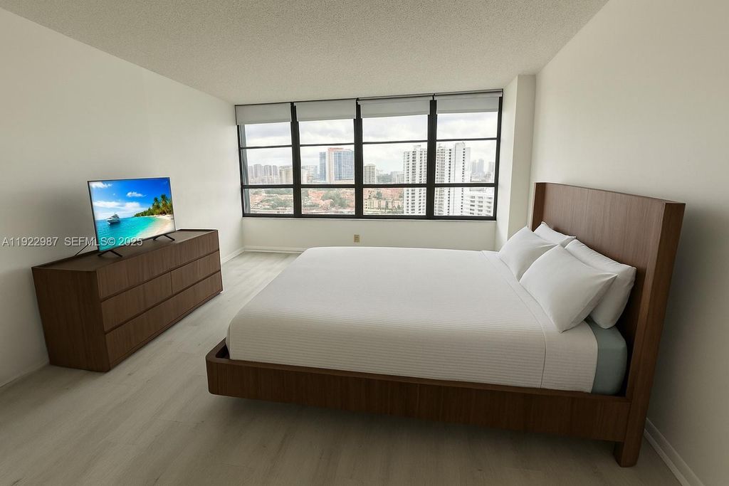 600 Three Islands Blvd 1520, Hallandale Beach, FL 33009